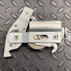 Механизм стояночного тормоза Mercedes C/W202 1993-2001