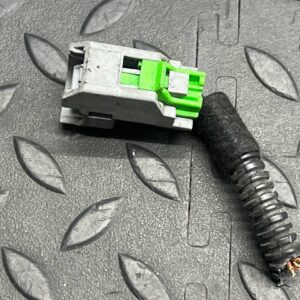 Разъем топливной форсунки Opel Zafira/B 2005-2014