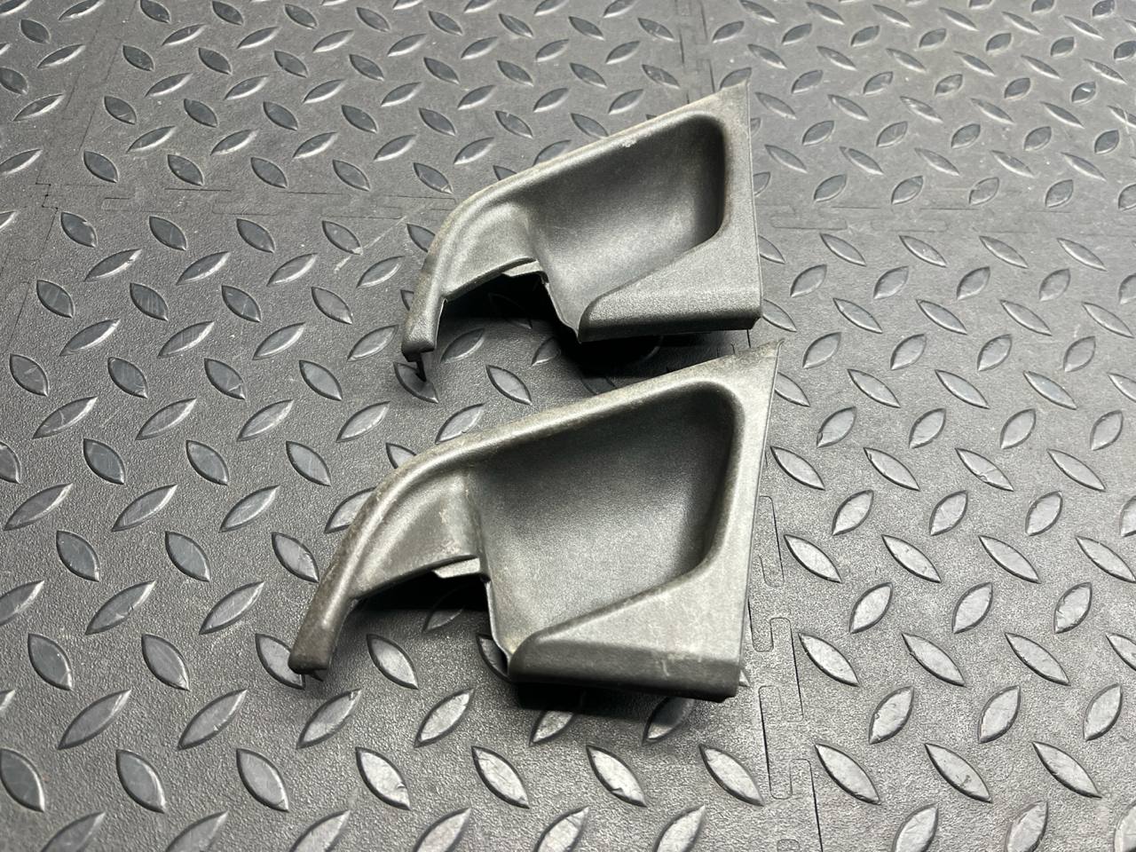 Накладка ручки двери задняя левая Mercedes E/W210 1995-2003