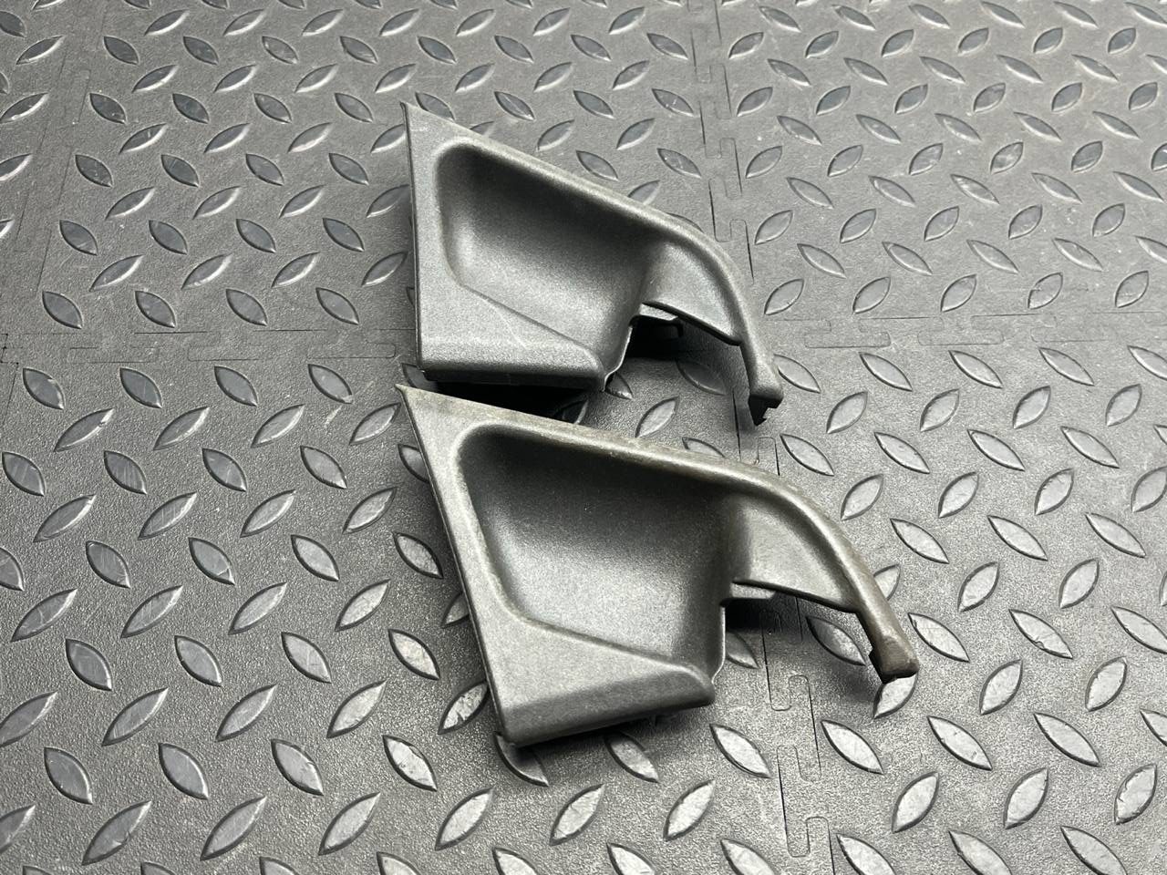 Накладка ручки двери задняя правая Mercedes E/W210 1995-2003