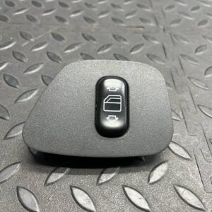 Кнопка стеклоподъемника задняя левая Mercedes E/W210 1995-2003