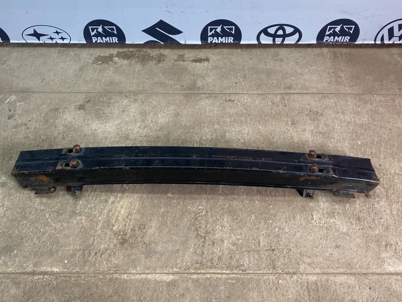 Усилитель бампера передний Ford Transit 2000-2006