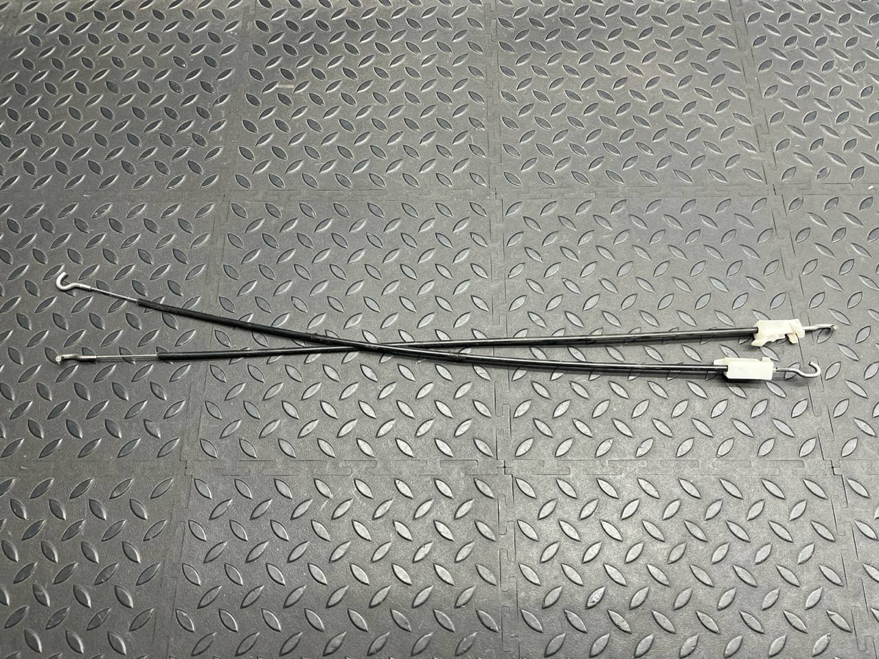 Трос замка двери передний Mercedes E/W210 1995-2003