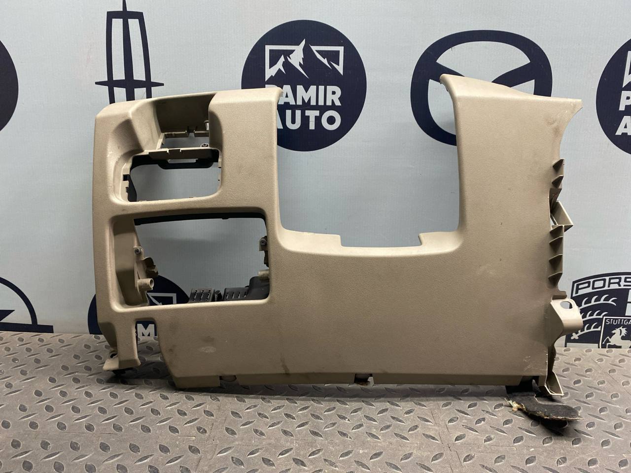 Накладка на торпедо левая Renault Scenic/2 2003-2009