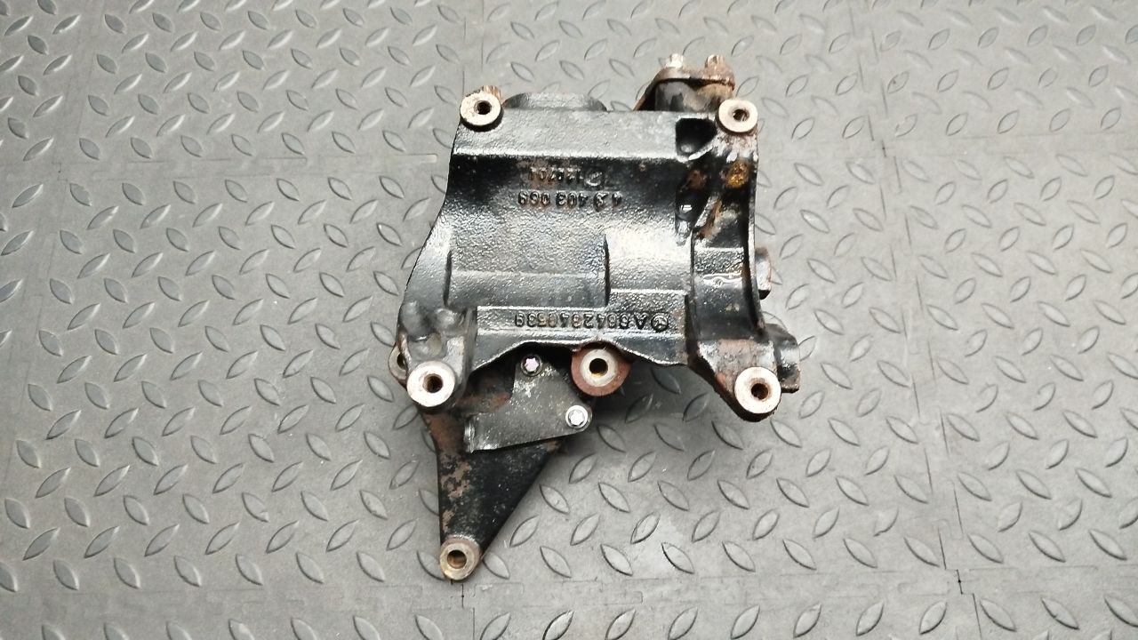 Кронштейн генератора Chrysler PT Cruiser 2000-2010