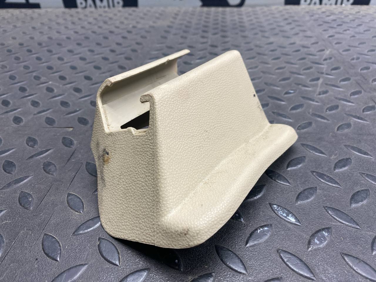 Накладка на сиденье задняя левая Mercedes B/W245 2005-2011