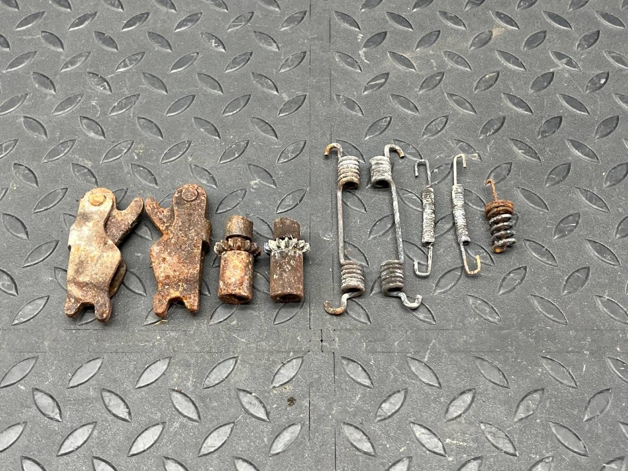 Механизм стояночного тормоза Mercedes E/W211 2002-2009