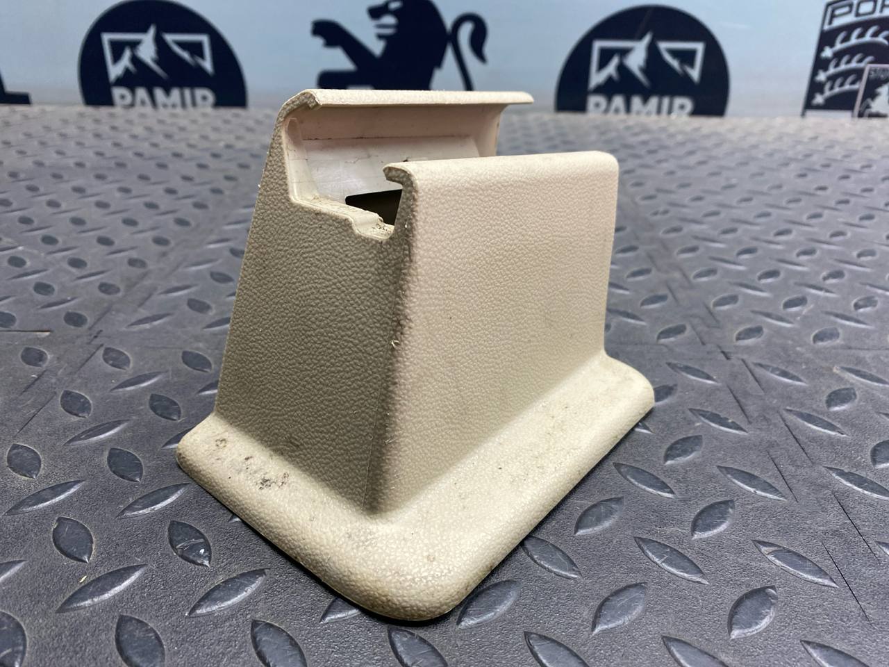 Накладка на сиденье передняя левая Mercedes B/W245 2005-2011