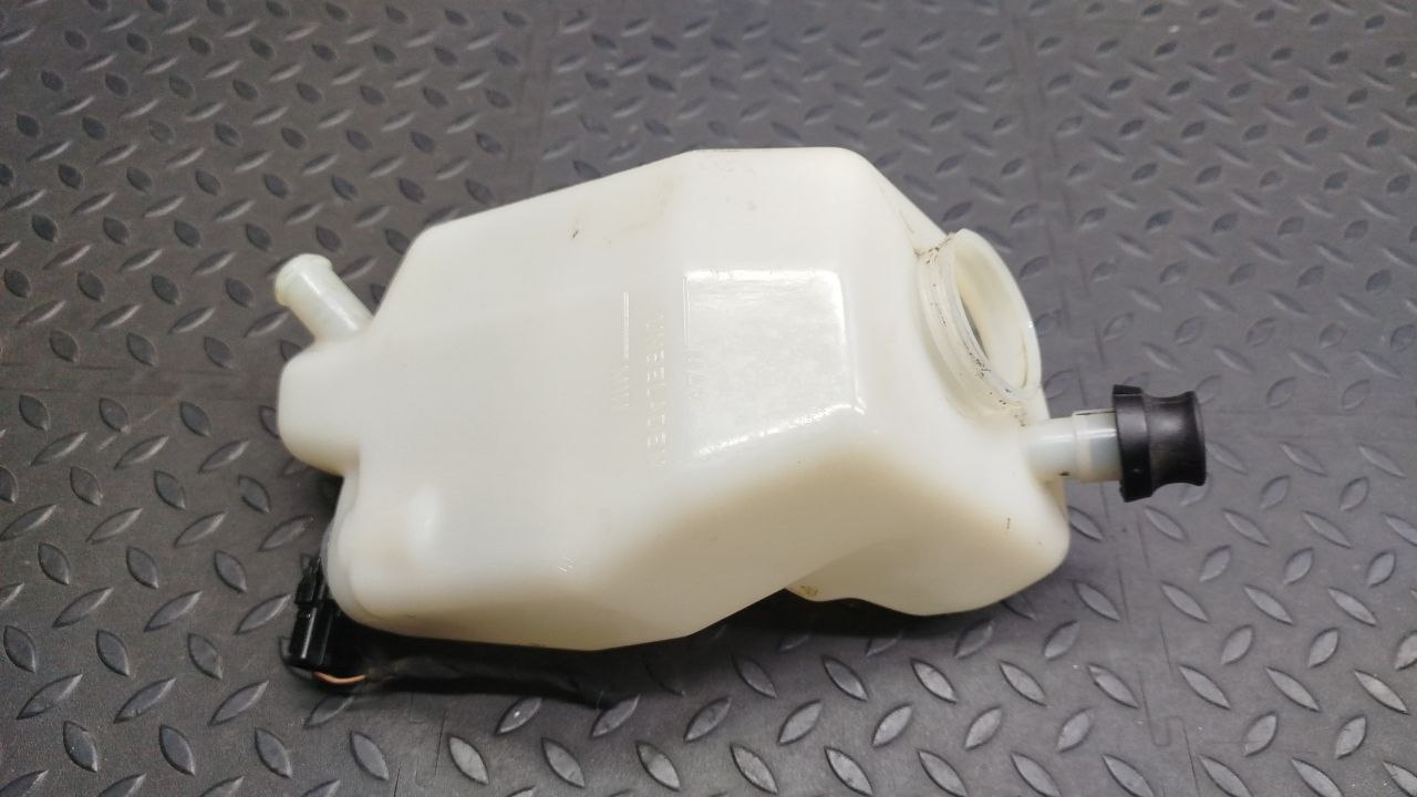 Бачок ГУР Mercedes E/W210 1995-2003