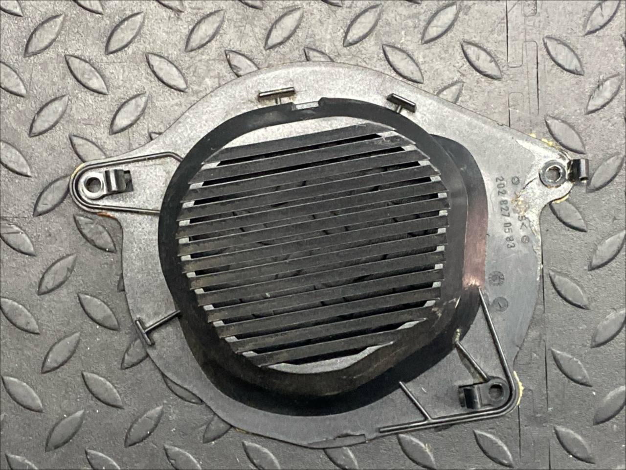 Накладка двери задняя правая Mercedes C/W202 1993-2001