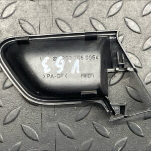 Накладка ручки двери задняя левая Mercedes C/W202 1993-2001