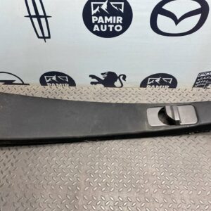 Обшивка стойки средняя левая Mercedes M/W164 2005-2011