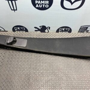 Обшивка стойки средняя правая Mercedes M/W164 2005-2011