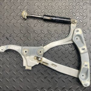 Петля капота левая Mercedes C/W202 1993-2001