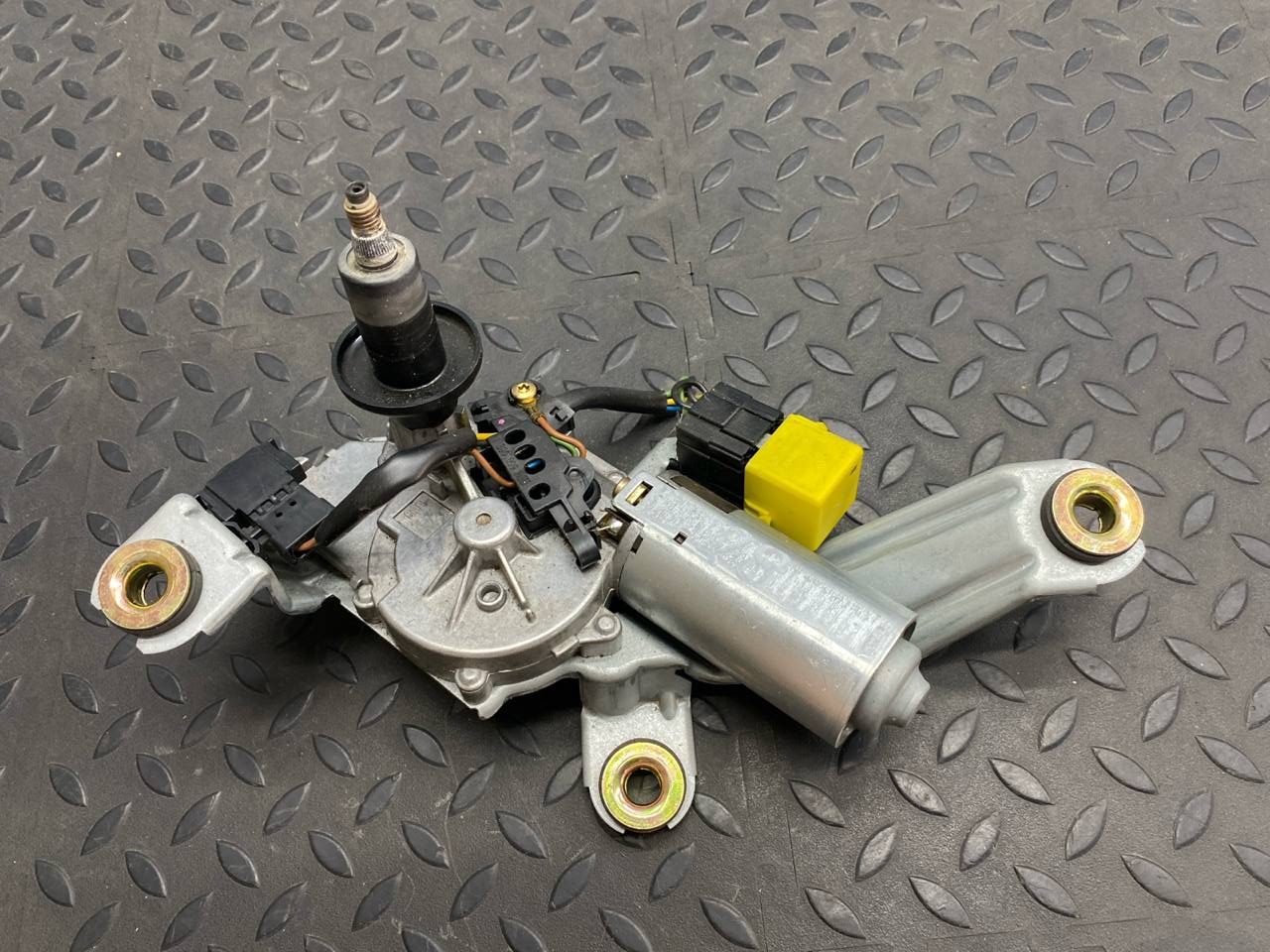 Моторчик стеклоочистителя задний Mercedes E/W210 1995-2003