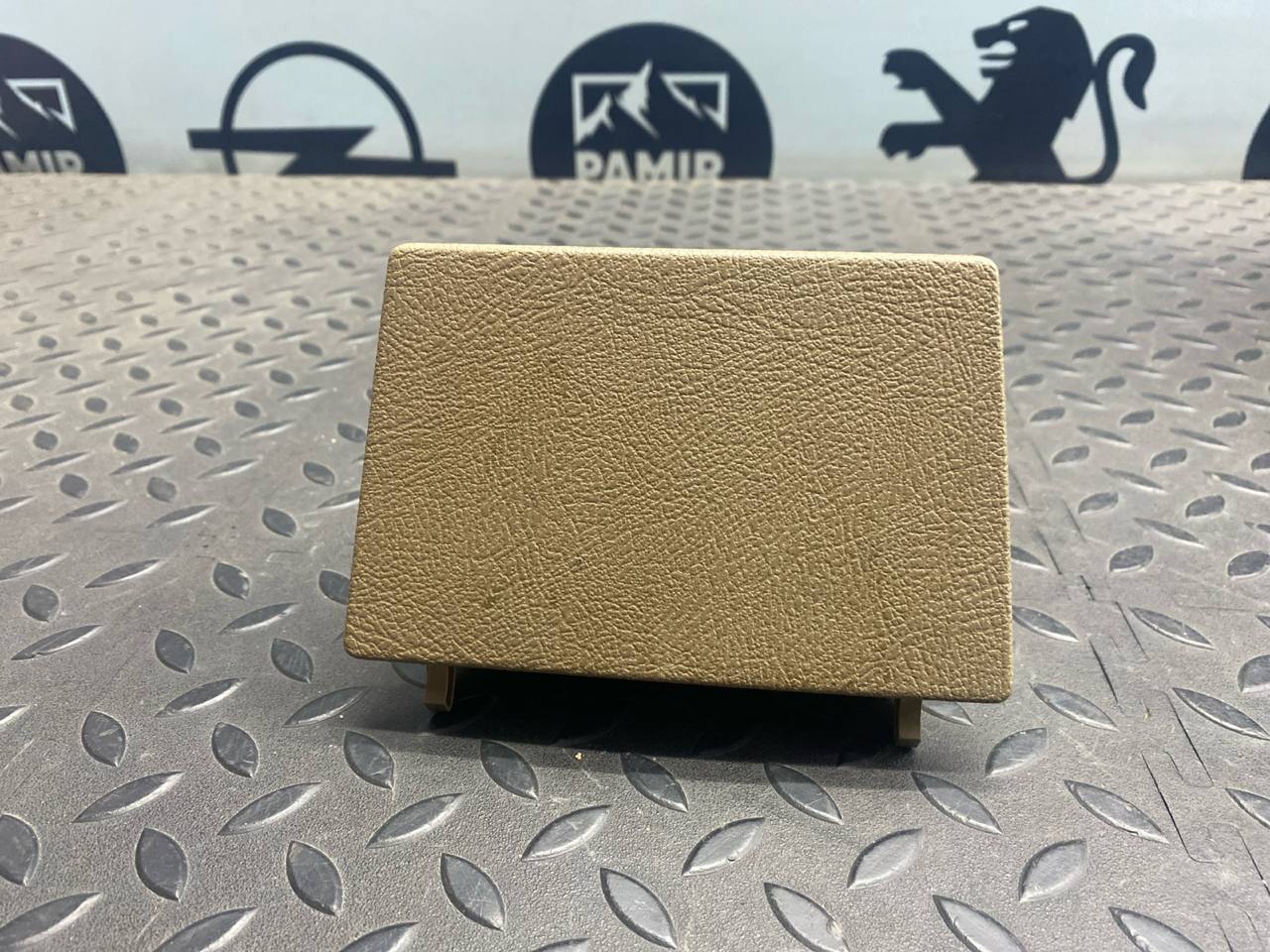 Пепельница Mercedes C/W202 1993-2001