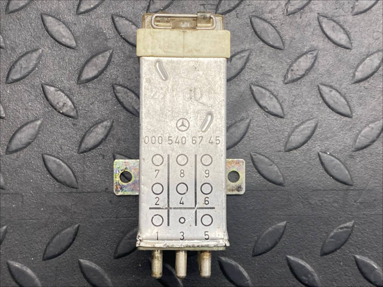 Реле Mercedes C/W202 1993-2001