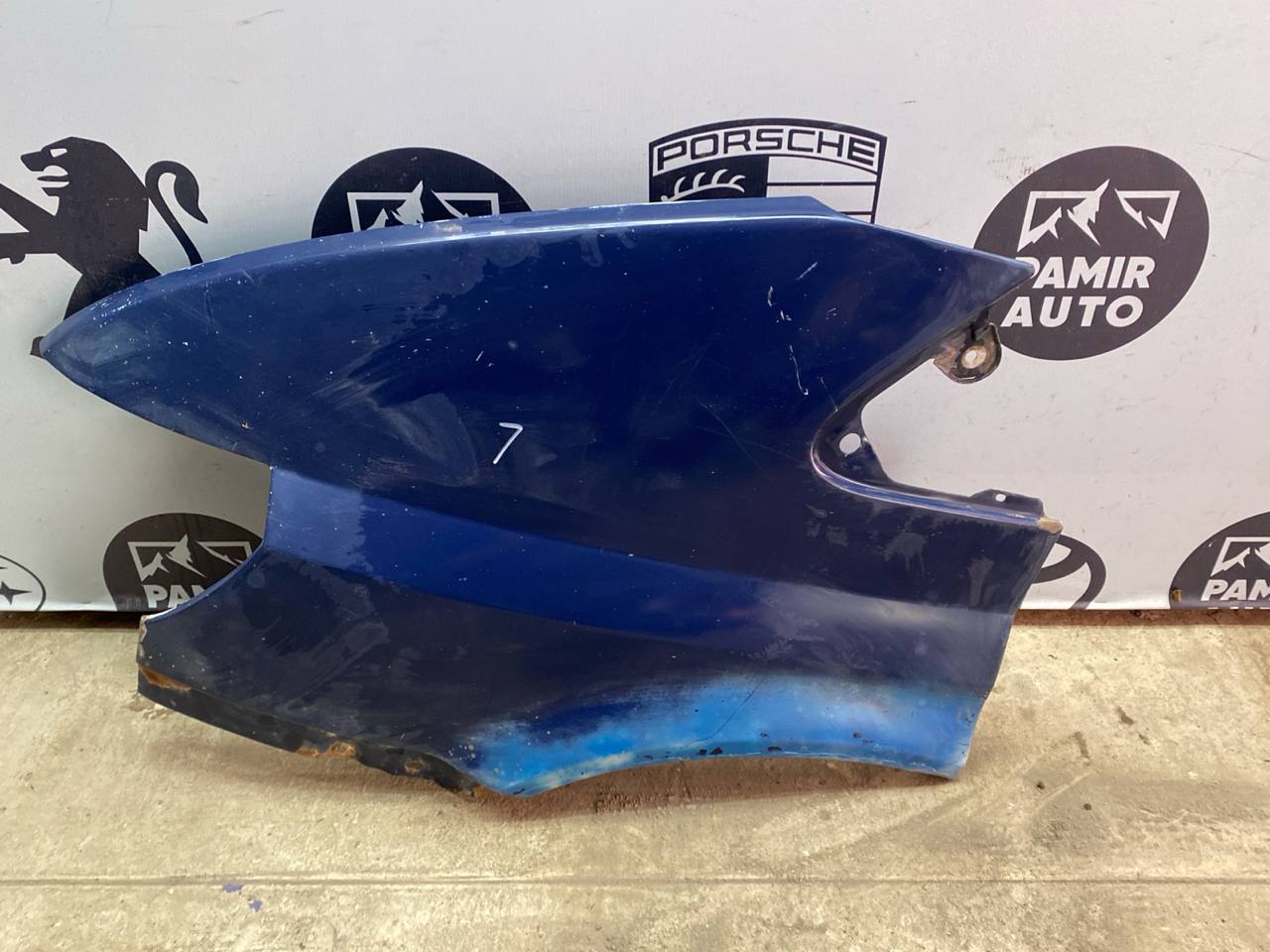 Крыло переднее левое Ford Transit 2000-2006