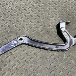 Петля двери багажника правая Mercedes E/W210 1995-2003