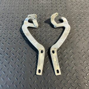 Петля двери багажника Mercedes E/W210 1995-2003