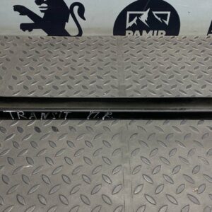 Уплотнитель двери передний правый Ford Transit 2000-2006