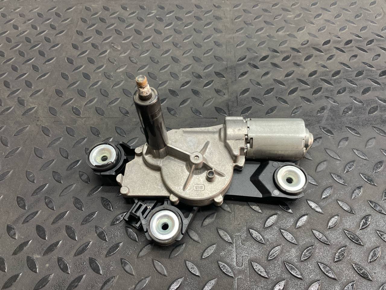 Моторчик стеклоочистителя задний Ford Focus/2 2004-2011