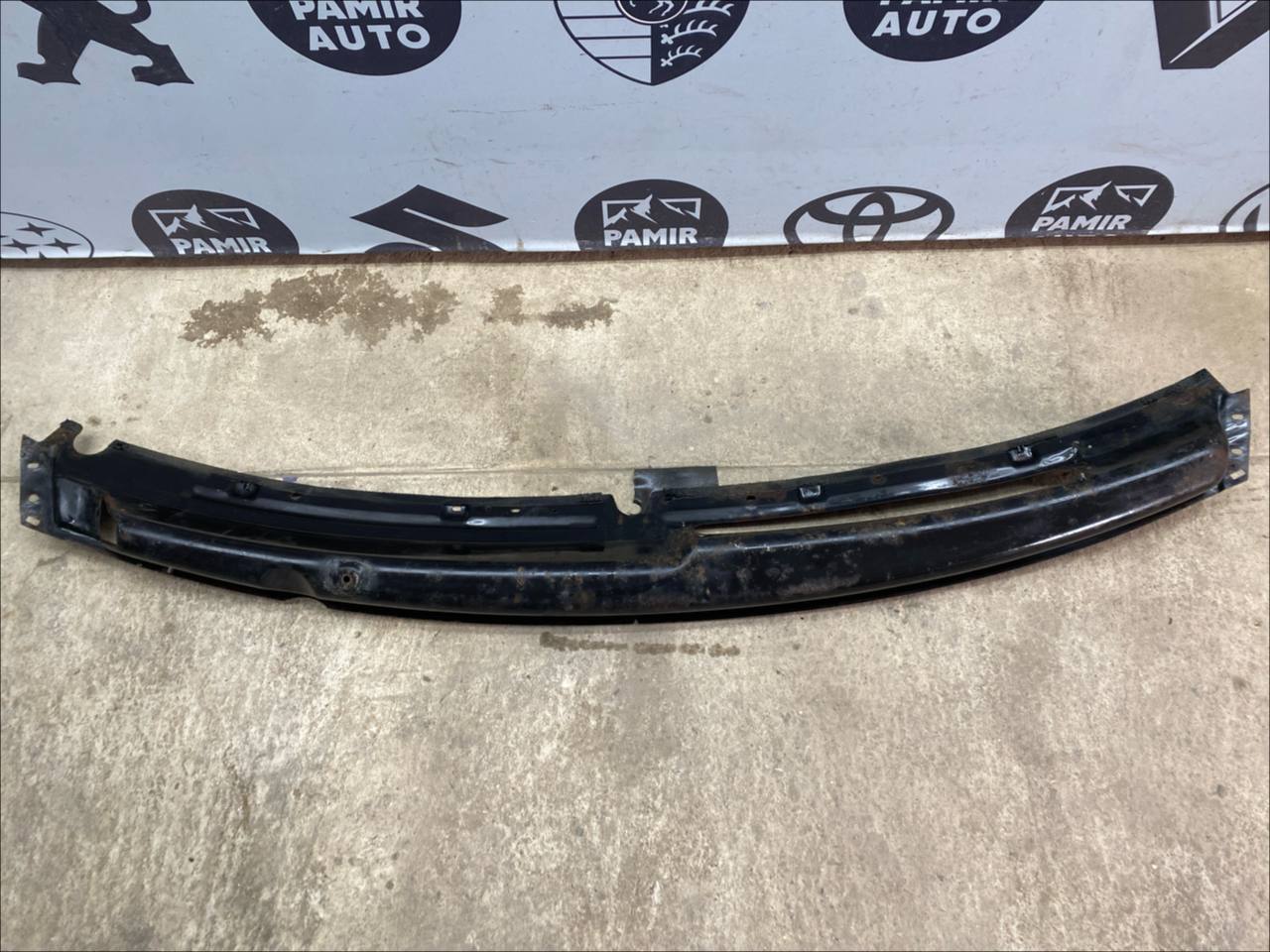 Решетка под лобовое стекло (Жабо) Ford Transit 2000-2006