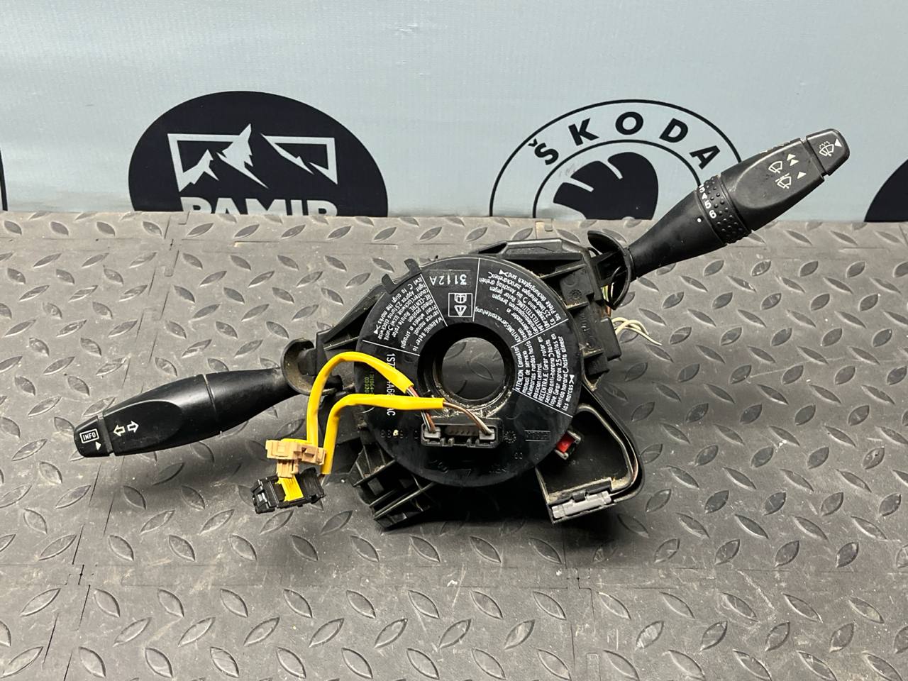 Механизм подрулевой (Шлейф) Ford Mondeo/3 2000-2007