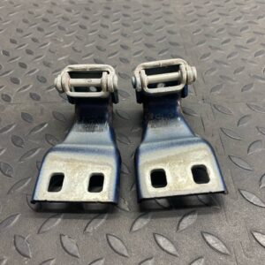 Петля двери багажника Ford Focus/2 2004-2011