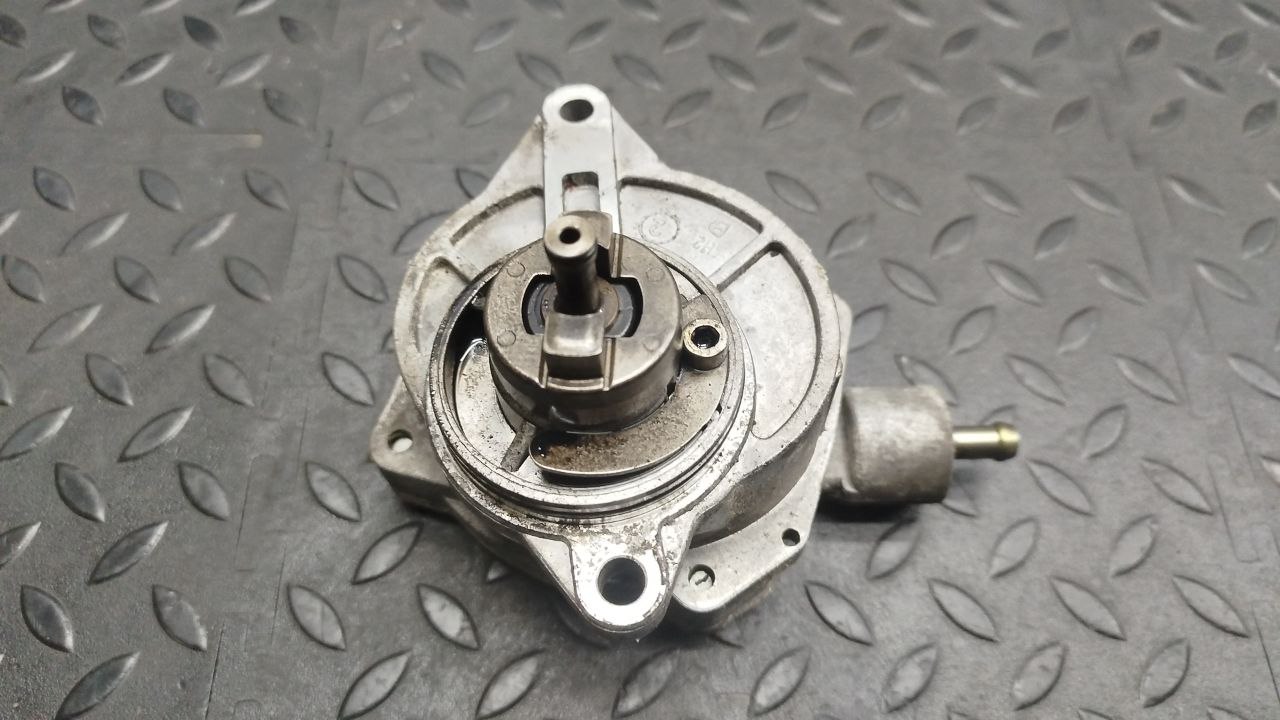 Насос вакуумный Chrysler PT Cruiser 2000-2010