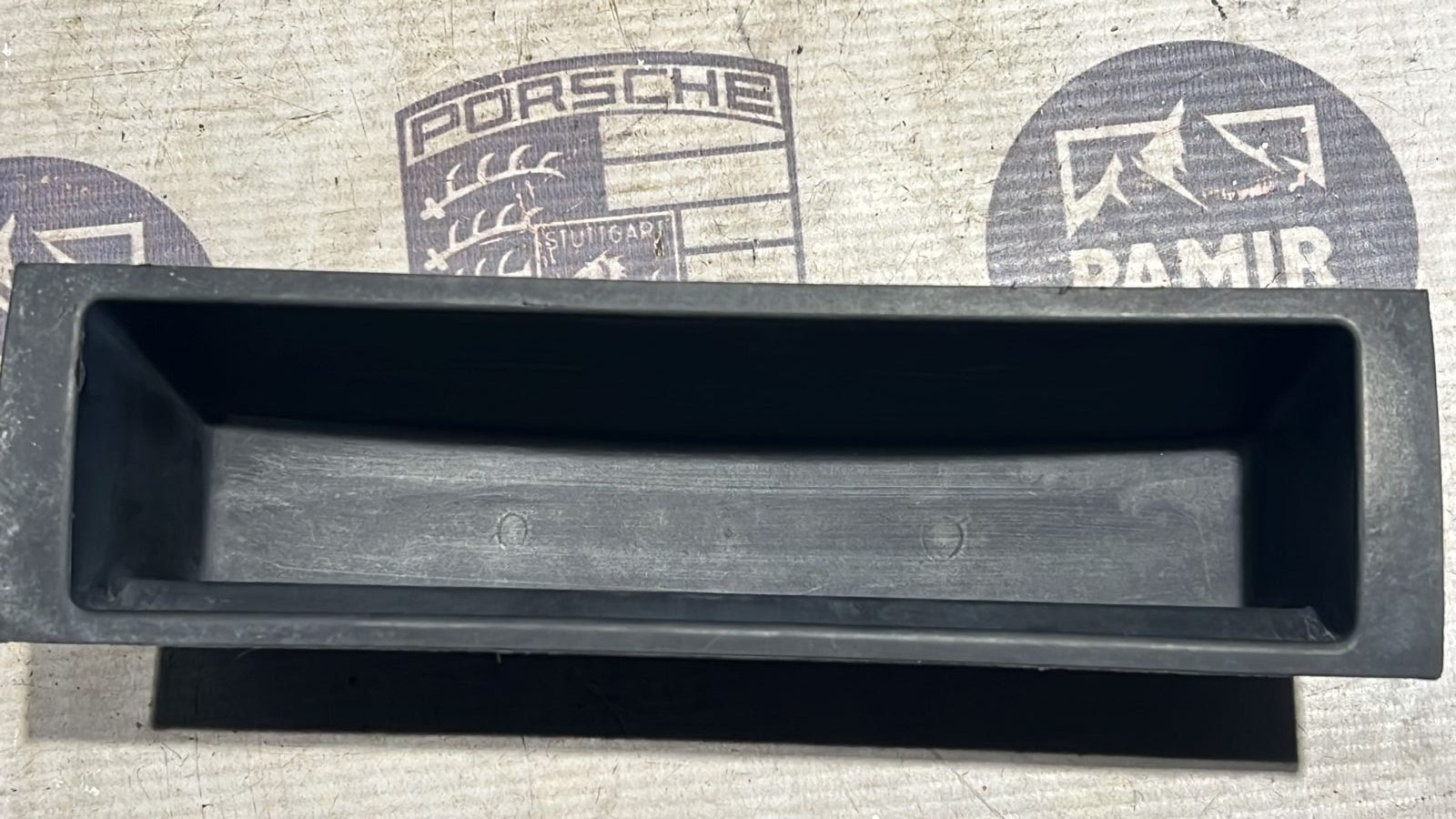 Бардачок BMW 3/E46 1998-2007