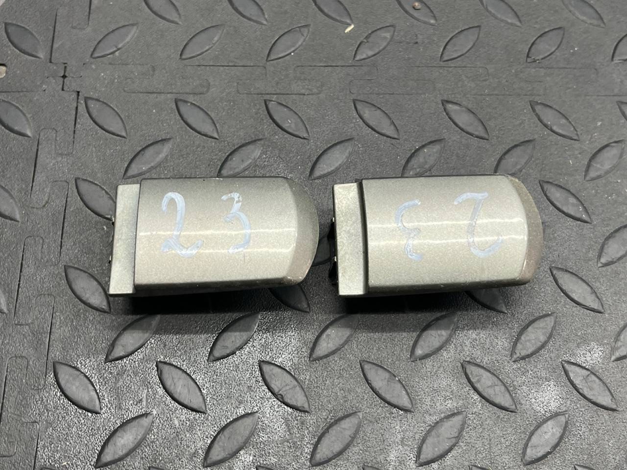 Накладка вставки замка двери задняя Ford Mondeo/3 2000-2007