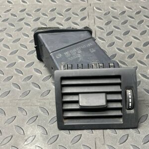 Дефлектор воздушный правый Mercedes B/W245 2005-2011