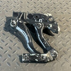 Петля капота левая Mercedes B/W245 2005-2011