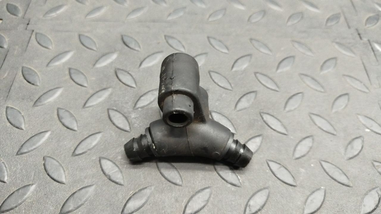 Трубка картерных газов Mercedes E/W210 1995-2003