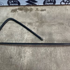 Уплотнитель двери передний левый Ford Transit 2000-2006