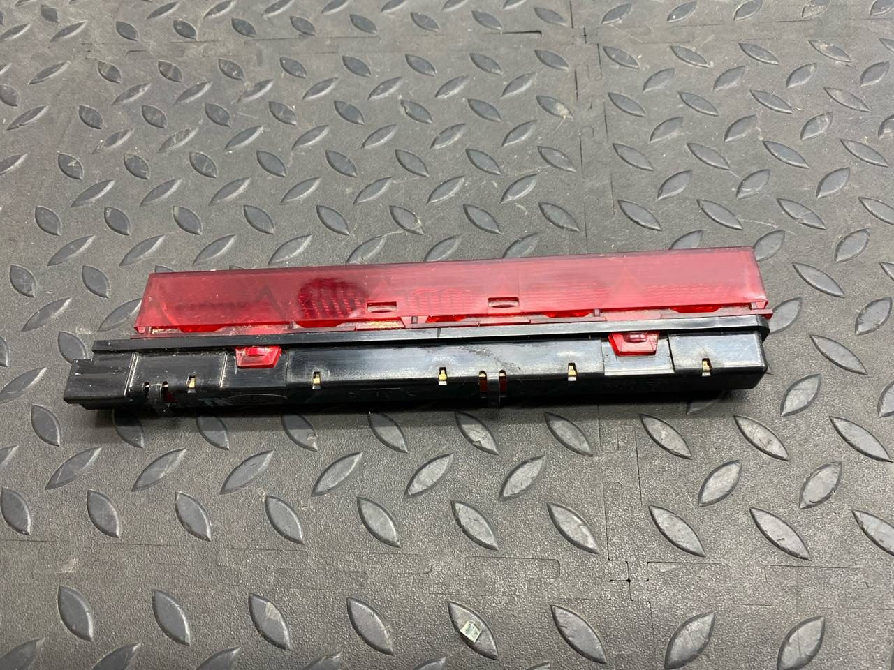 Стоп сигнал Ford Mondeo/3 2000-2007