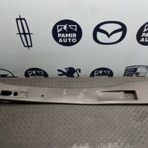 Обшивка стойки средняя левая Ford Transit 2000-2006