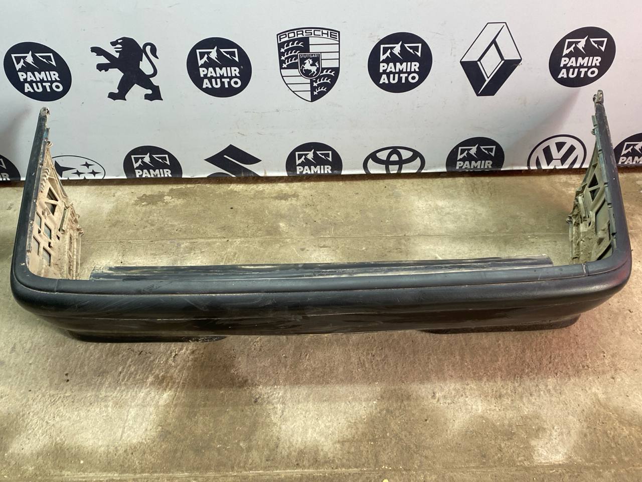 Бампер задний Mercedes C/W202 1993-2001