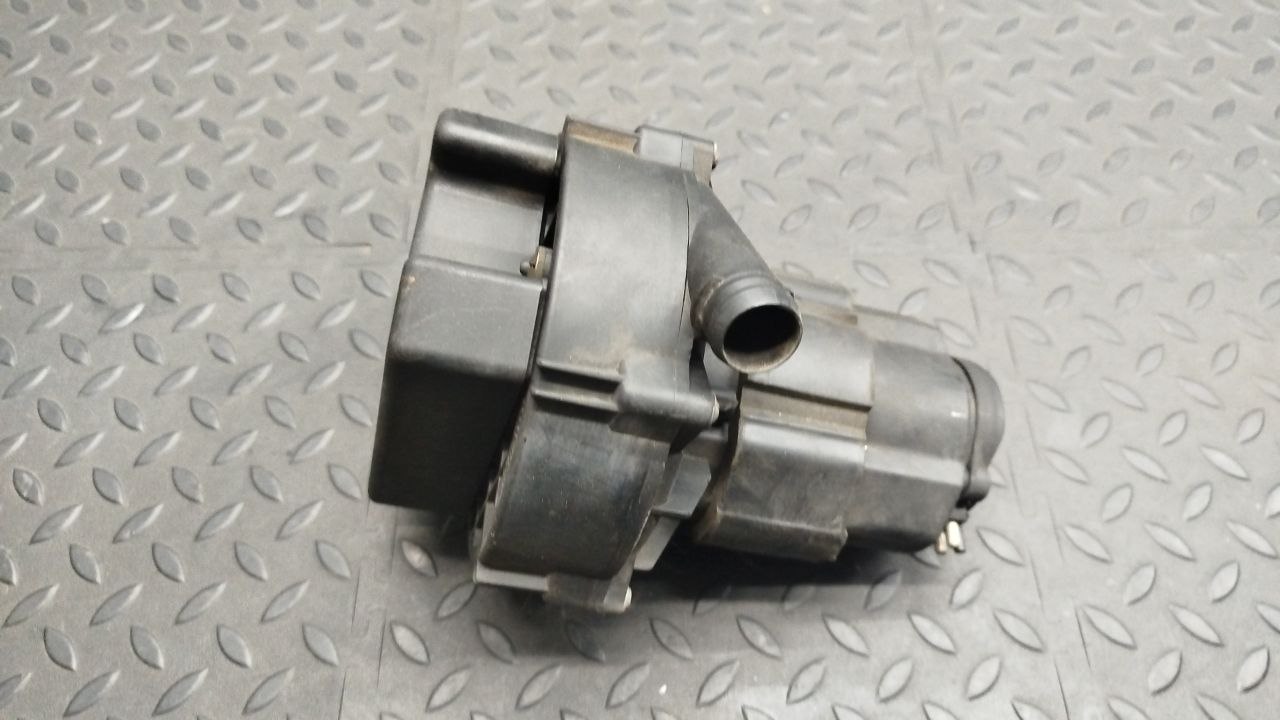 Насос воздушный Mercedes E/W210 1995-2003