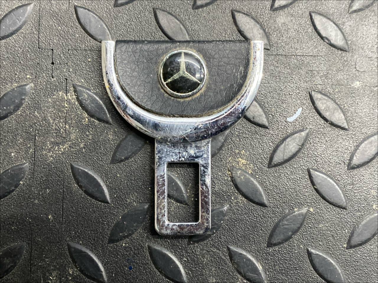 Заглушка Mercedes C/W202 1993-2001