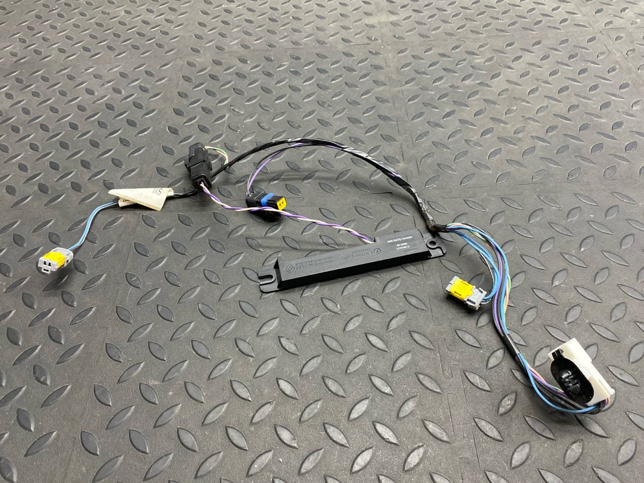 Усилитель антенны Renault Scenic/2 2003-2009