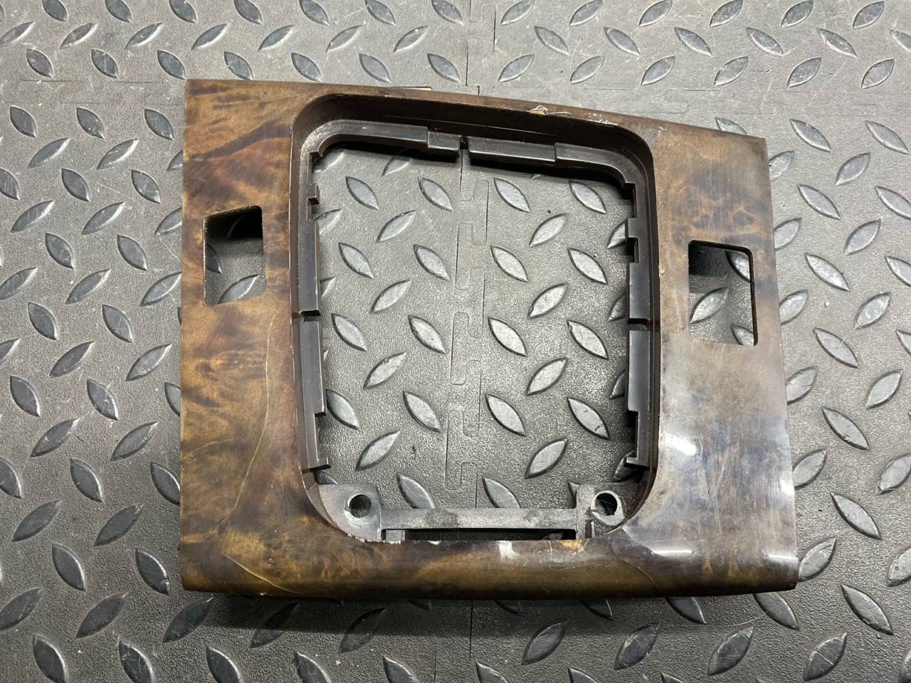 Накладка на кулису МКПП BMW 3/E46 1998-2007