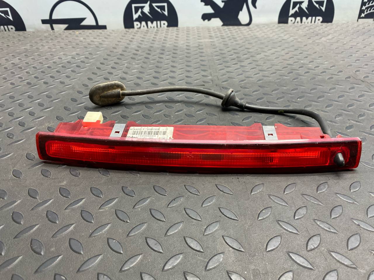 Стоп сигнал Renault Scenic/2 2003-2009