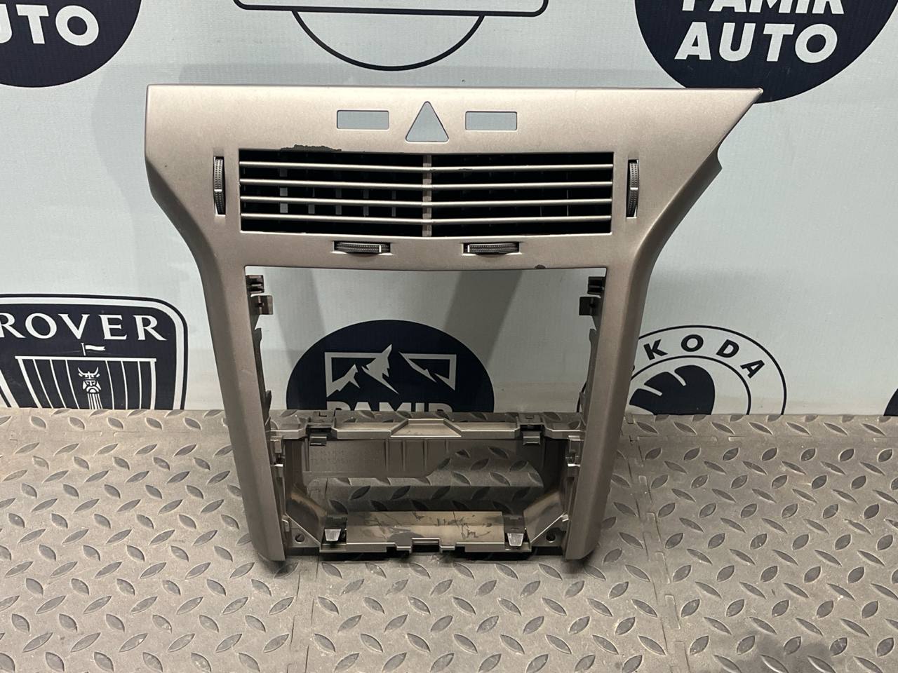 Накладка на торпедо Opel Astra/H 2004-2014