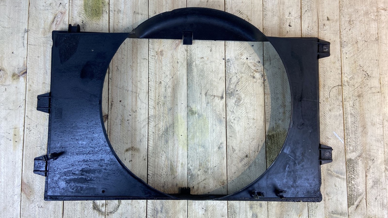 Диффузор вентилятора Mercedes Sprinter/W901-W909 1995-н.в.