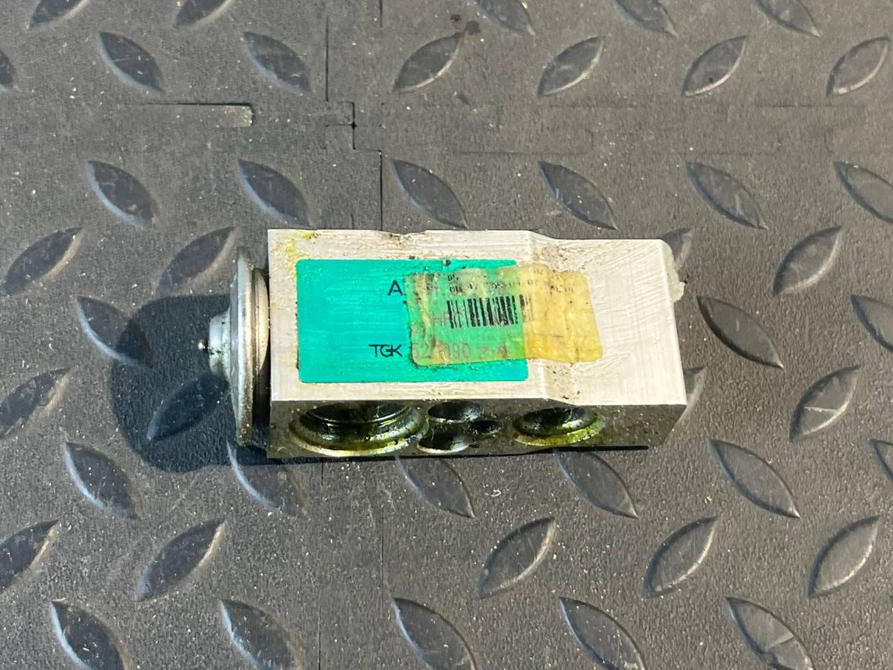 Клапан кондиционера Peugeot Expert/2 2007-2016