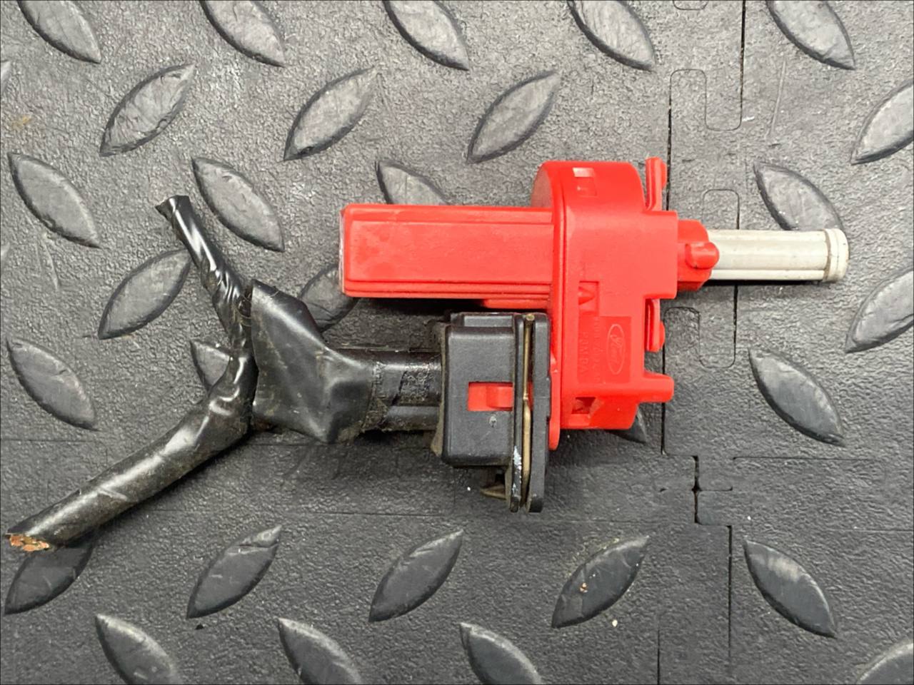 Датчик педали сцепления Ford Mondeo/3 2000-2007