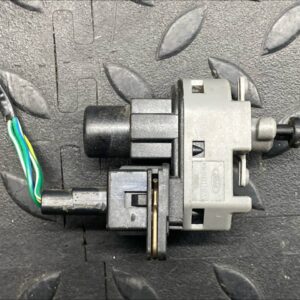 Датчик включения стопсигнала Ford Mondeo/3 2000-2007