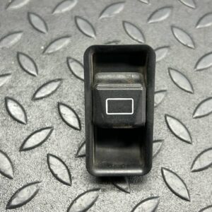 Кнопка люка Mercedes C/W202 1993-2001
